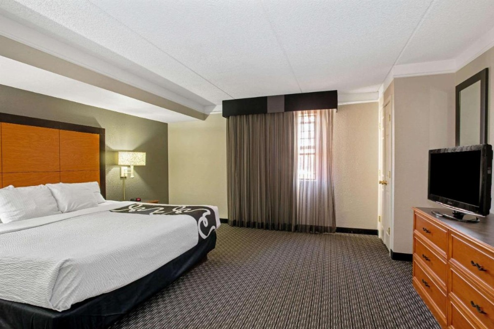 La Quinta Inn & Suites by Wyndham Denver  Golden Image 11