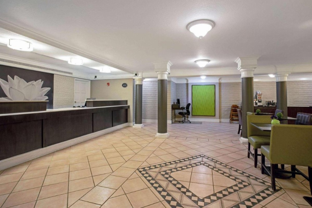La Quinta Inn & Suites by Wyndham Denver  Golden Image 28
