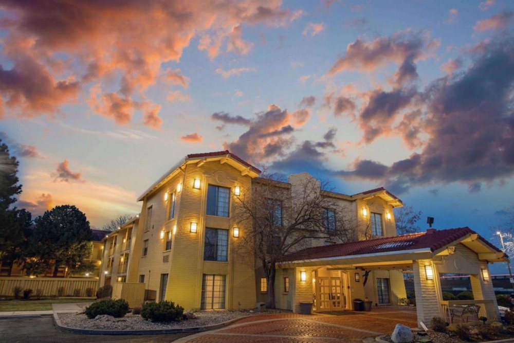 La Quinta Inn & Suites by Wyndham Denver  Golden Image 29